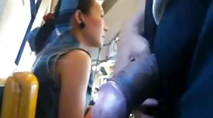 Мама з seks vibeo донькою вчаться бути лесбіянками і робити свіжий кунілінгус