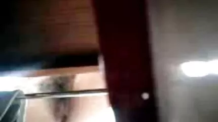 Молоді російські свінгери пристрасно porno tube ru трахнулися на дивані удвох