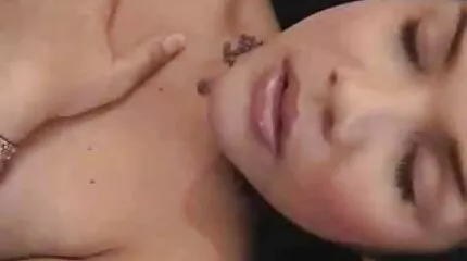 Секс з мамою стане хорошим початком высокое качество порно для ледачого хлопця